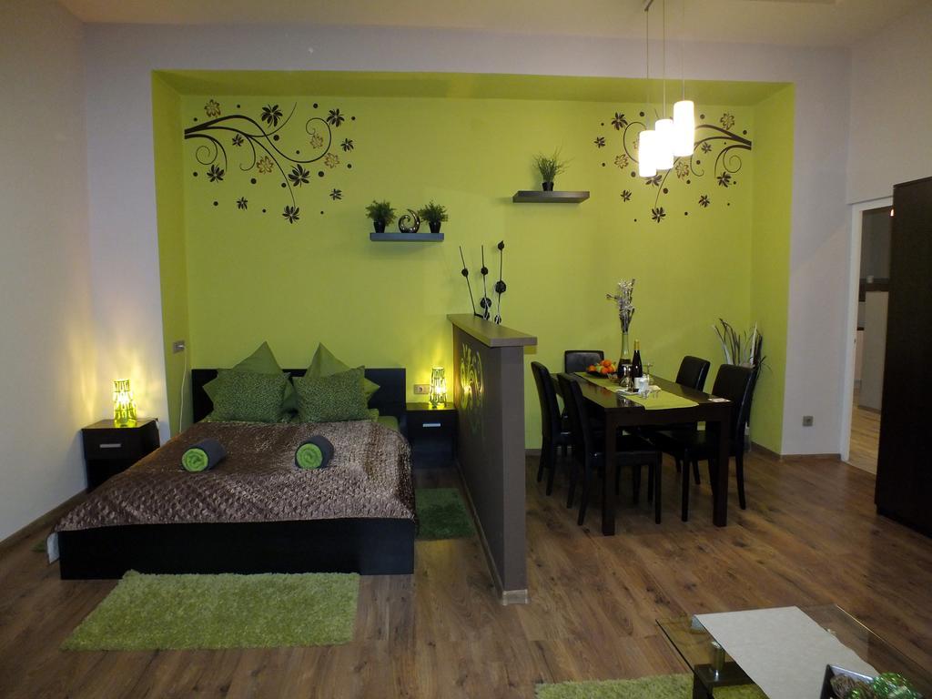 Standard Apartment By Hi5 - Feherhajo Будапеща Екстериор снимка